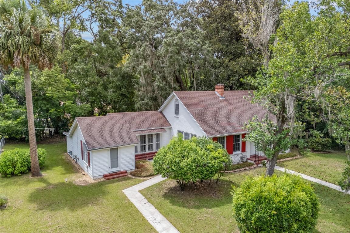 202 NW 26th St., Gainesville, FL 32607