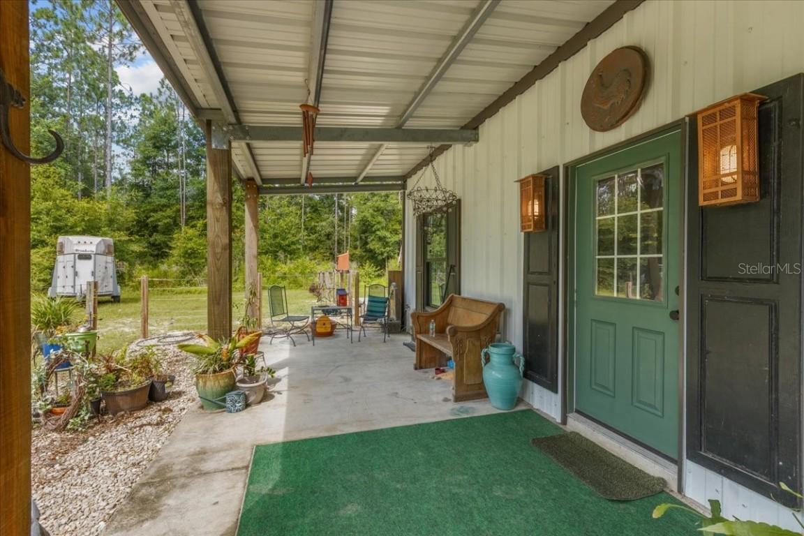 631 NW 172nd Ln., Trenton, FL 32693