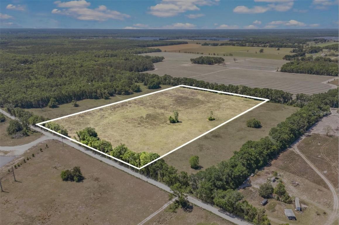 870 SW Fry Ave., Fort White, FL 32038