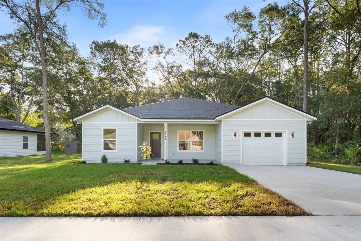 2381 NE 14 St., Gainesville, FL 32609