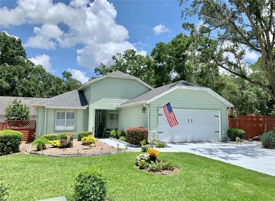 12216 NW 9th Ln., Newberry, FL 32669