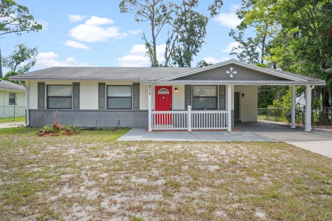 808 SE 18th Ter., Gainesville, FL 32641