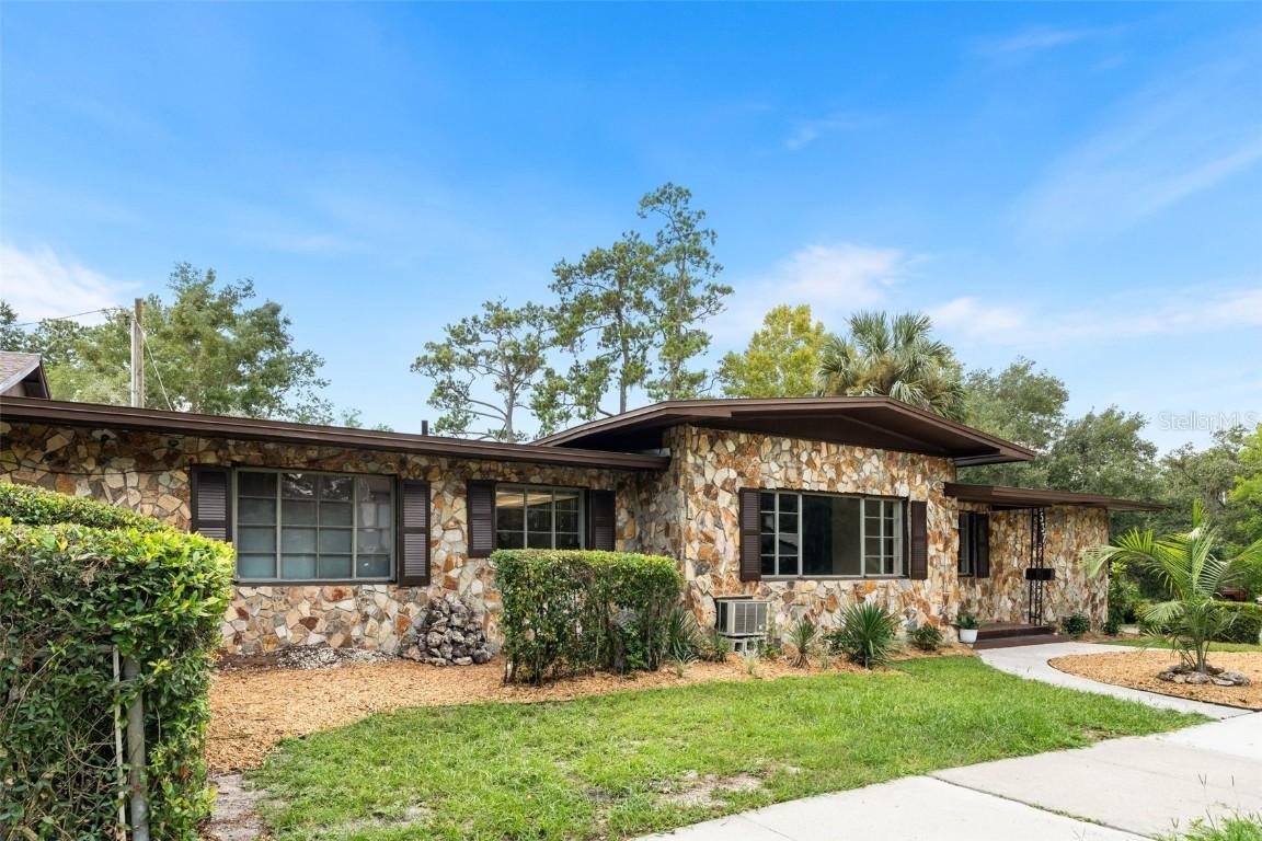 537 NE 7th Ave., Gainesville, FL 32601