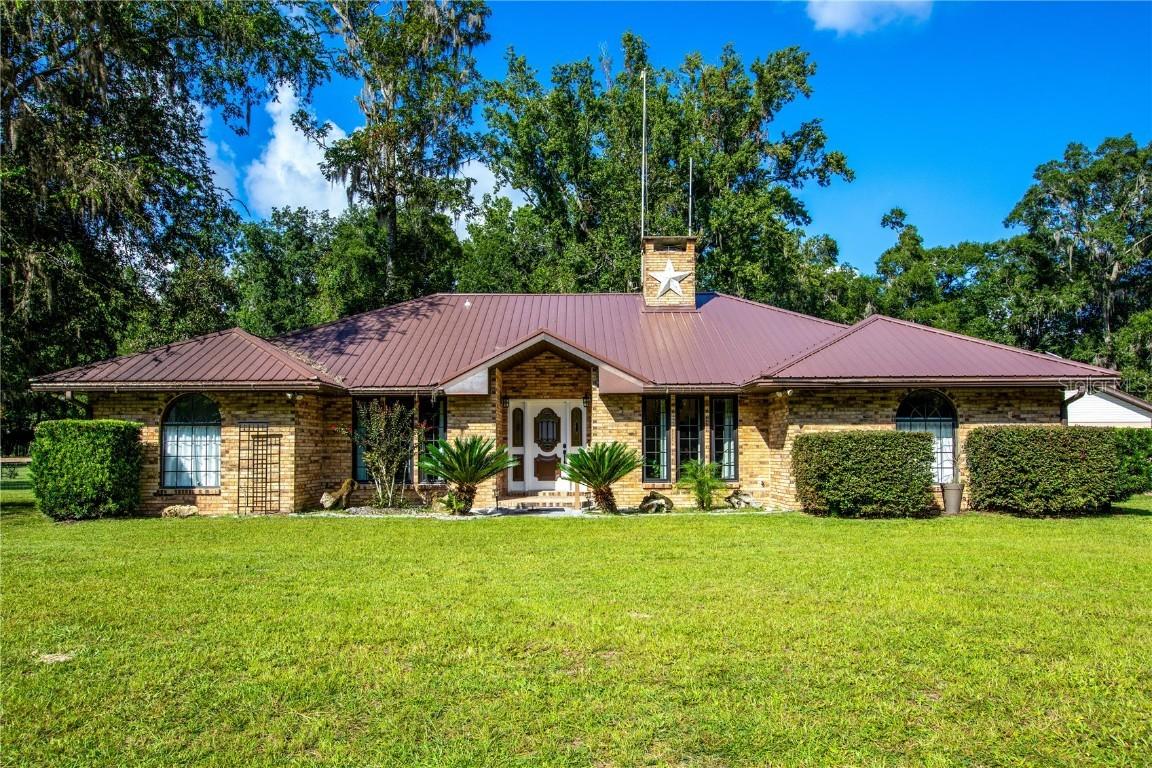 9139 Florida St., Fanning Springs, FL 32693