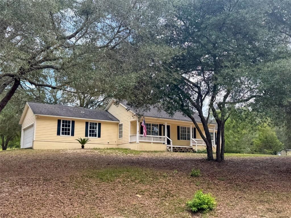 5784 S Crater Lake Cir., Keystone Heights, FL 32656
