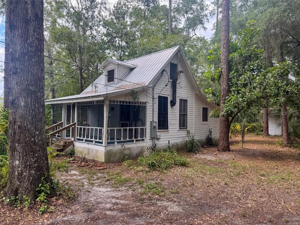121 Pearsall Cir., Melrose, FL 32666