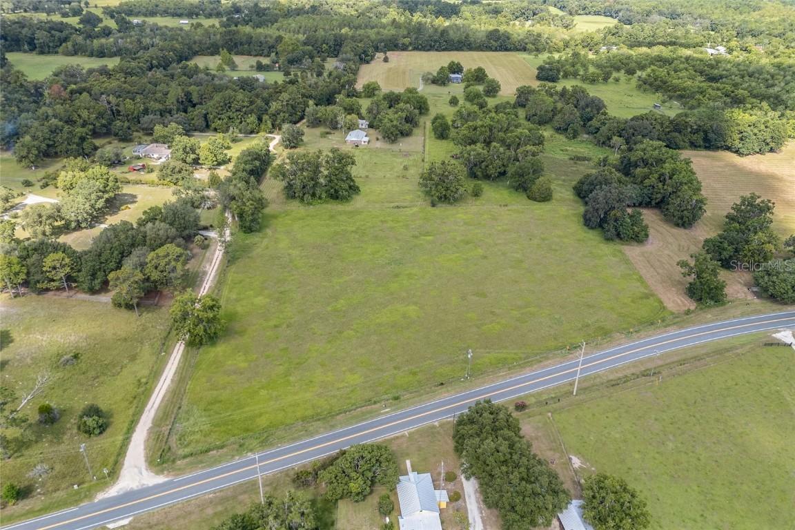 116 Perry Rd., Hawthorne, FL 32640