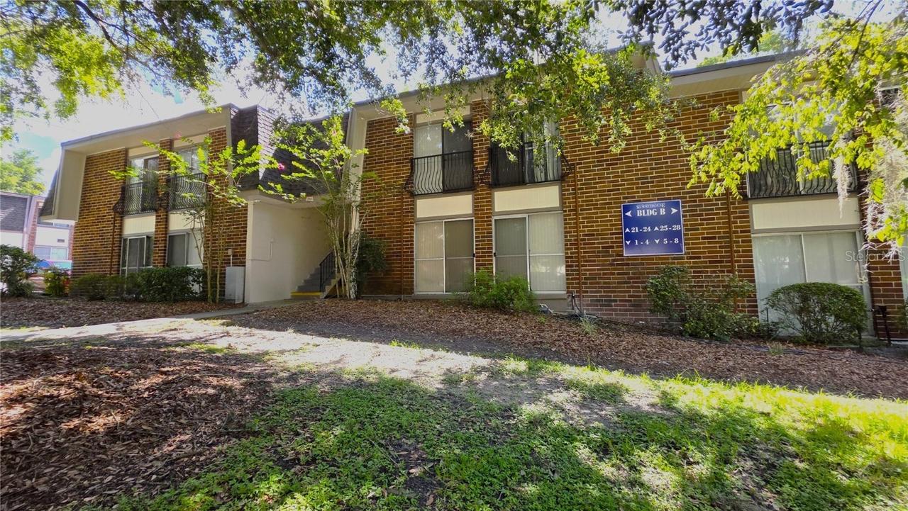 1700 Sw 16th Ct #B24, Gainesville, FL 32608