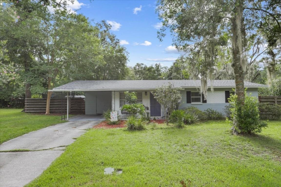 1315 NW 40th Ter., Gainesville, FL 32605