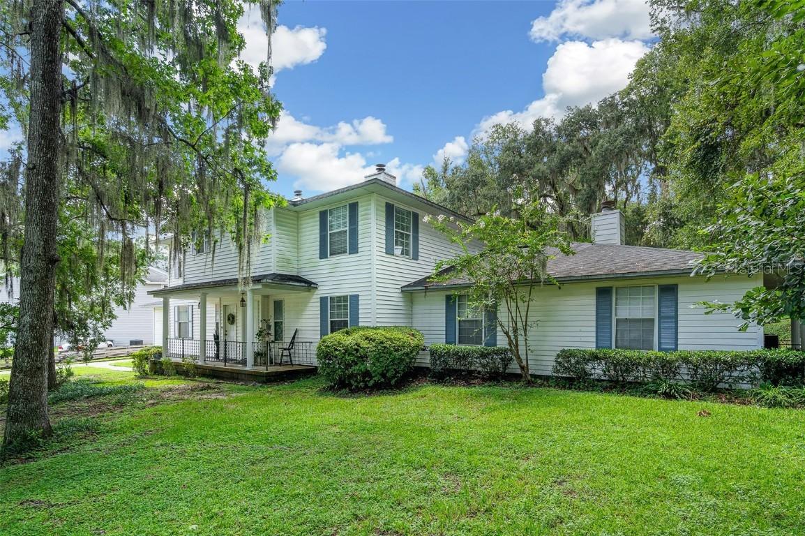 2720 NW 104th Ct. #B, Gainesville, FL 32606