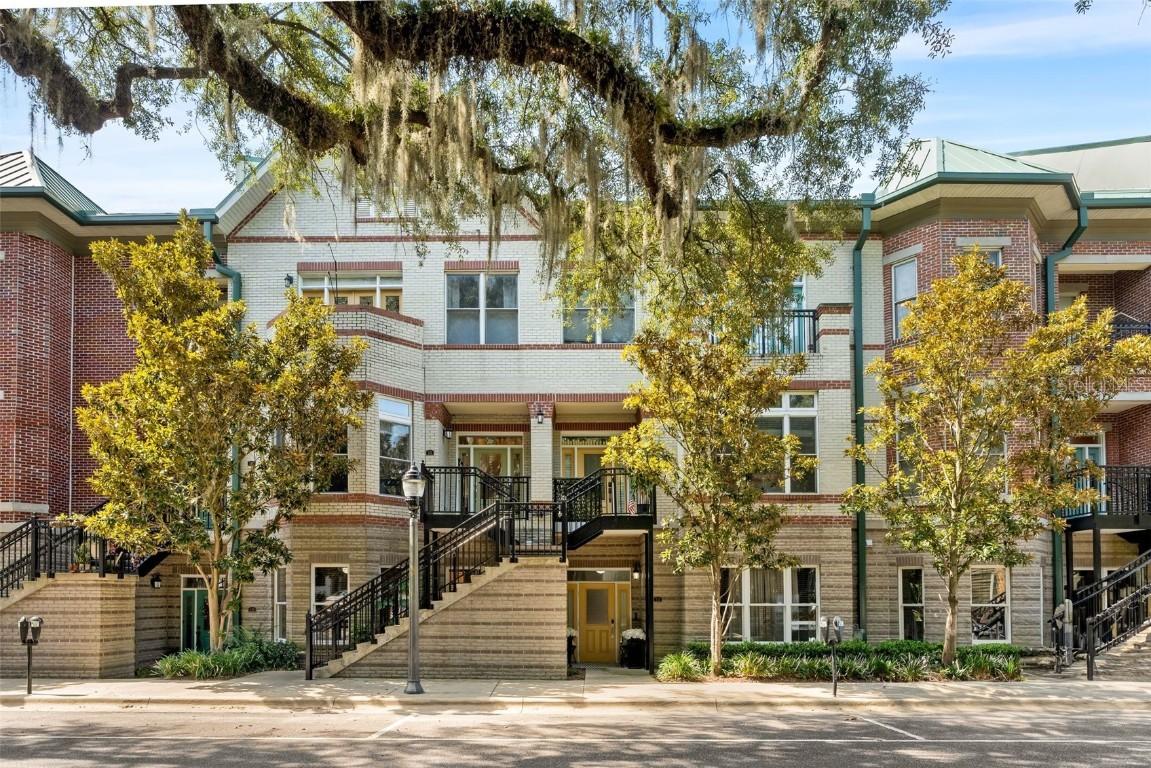 335 NE 2nd Ave., Gainesville, FL 32601