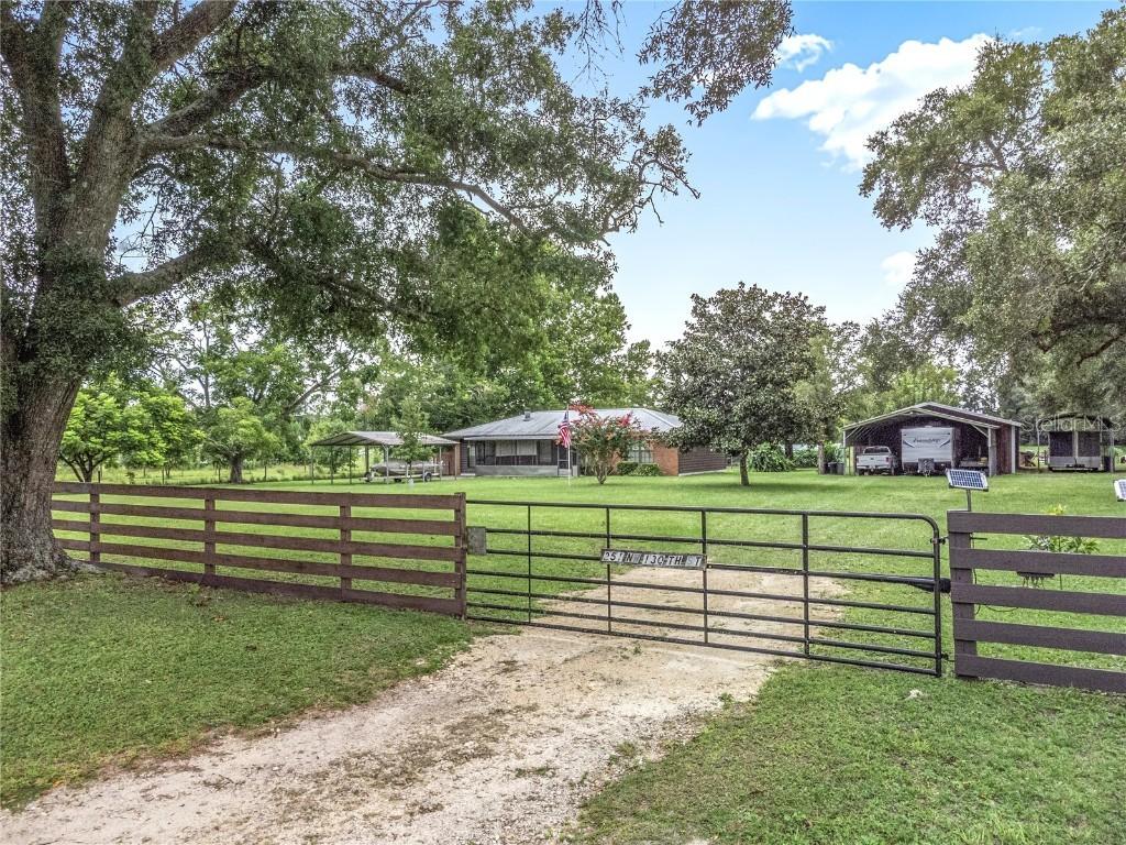 251 NW 130th St., Trenton, FL 32693