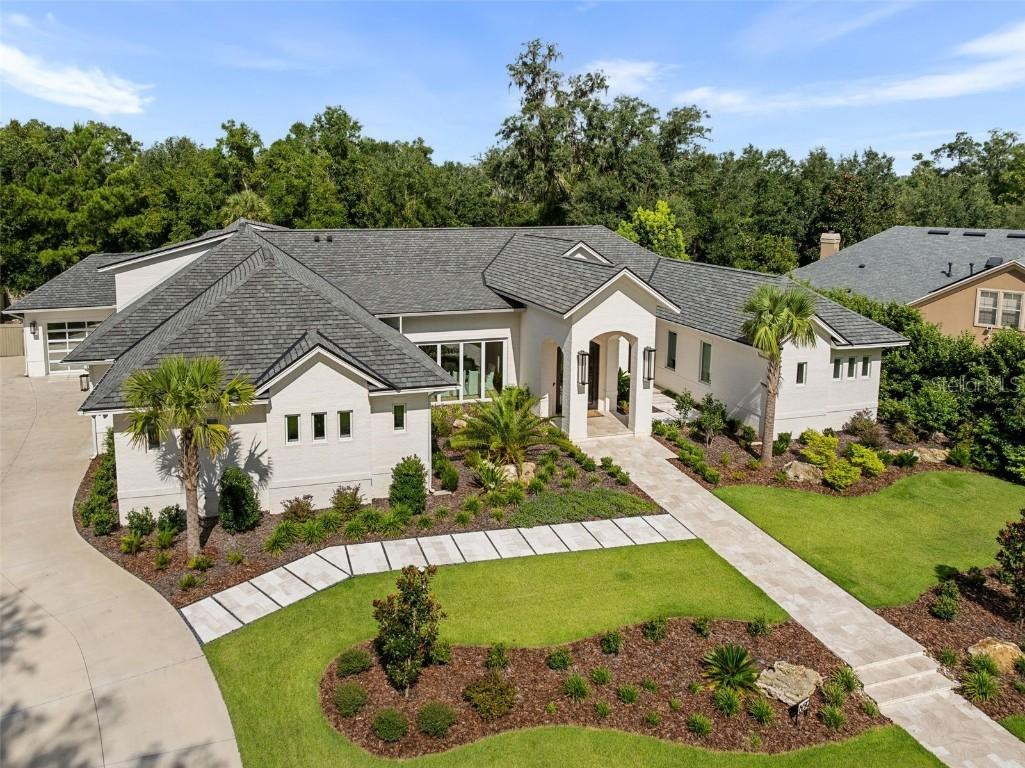 8679 SW 28th Lane Ln., Gainesville, FL 32608