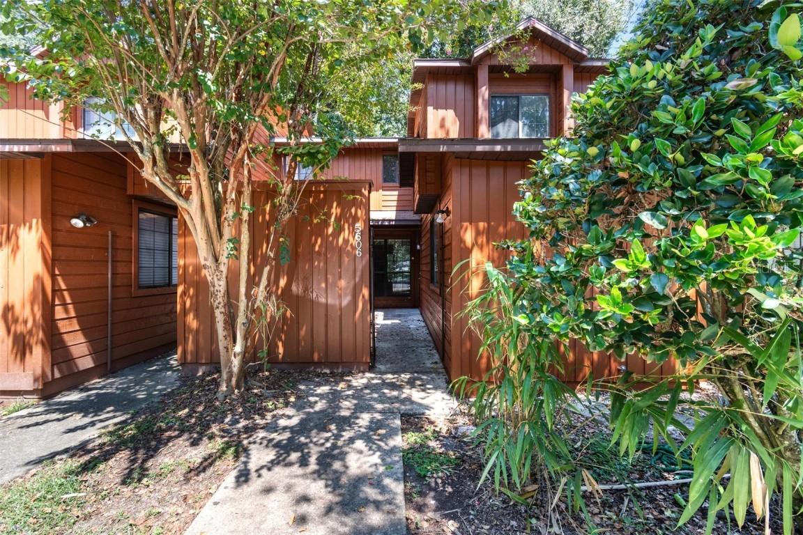 5606 SW 8th Pl., Gainesville, FL 32607