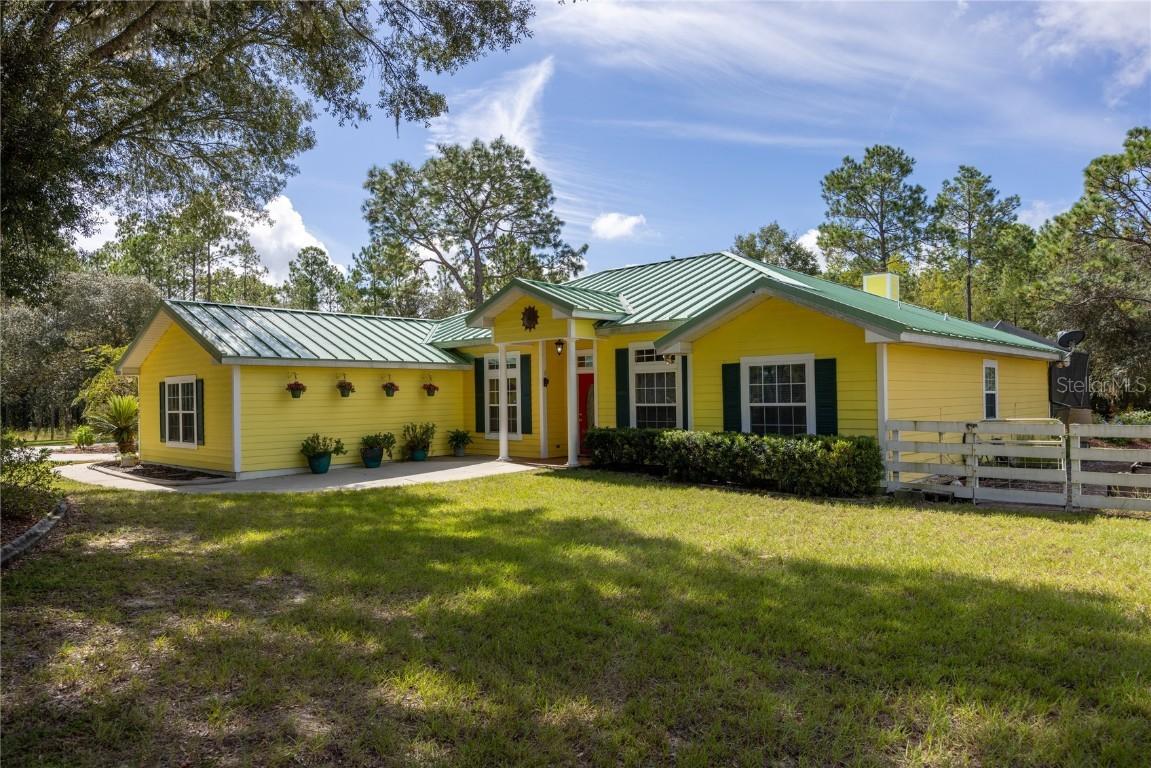 28303 SW 101st Ave., Newberry, FL 32669