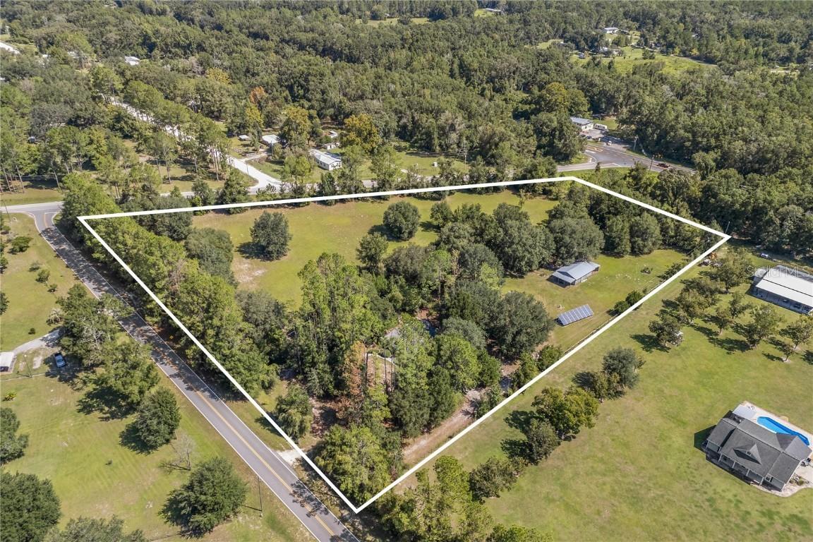 211 SW Heflin Ave., Fort White, FL 32038