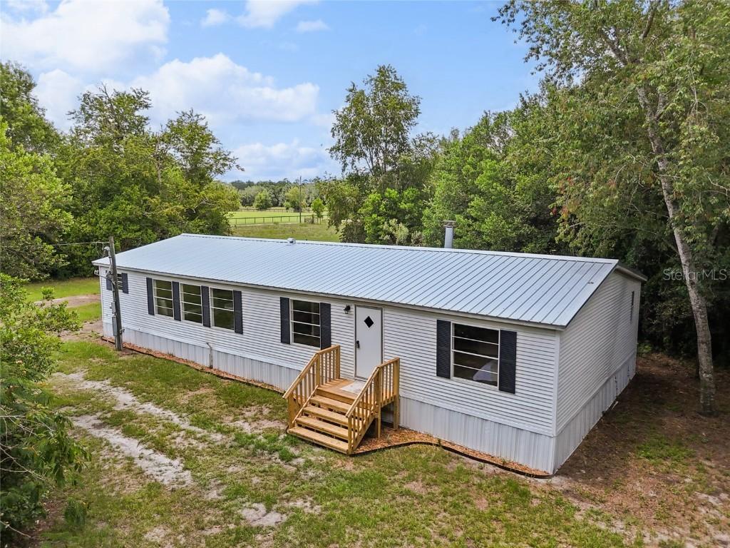 600 SW 15th Ct., Bell, FL 32619