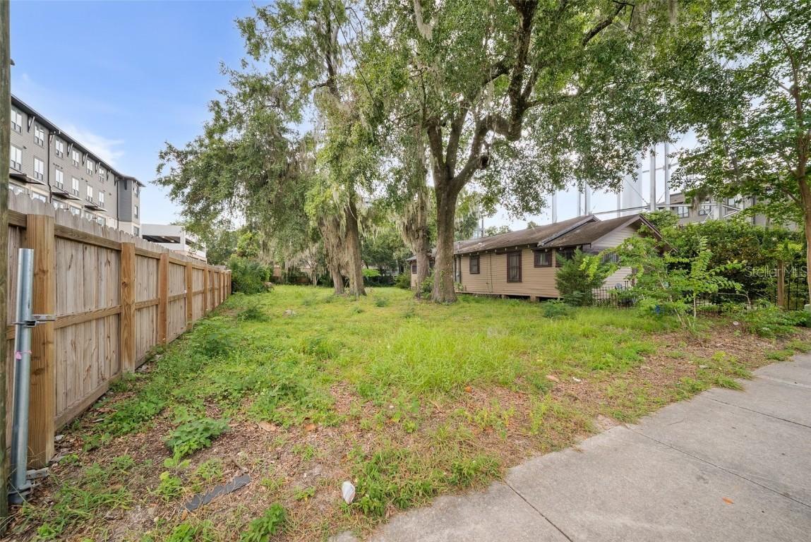 1111 NW 5th Ave., Gainesville, FL 32601