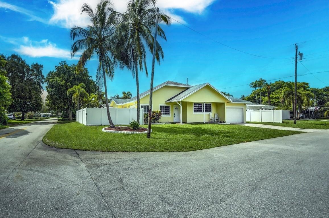 4361 NE 13th Ter., Oakland Park, FL 33334
