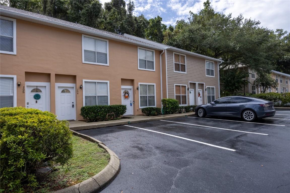 4415 SW 34th St. #203, Gainesville, FL 32608