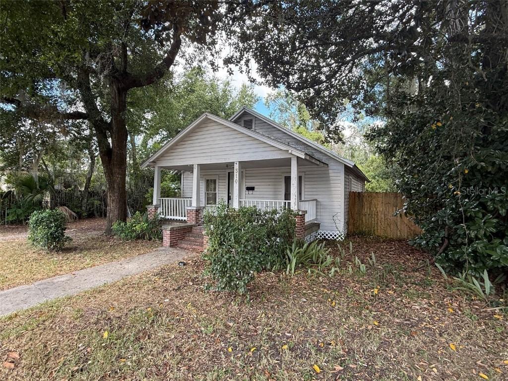 510 NW 15th Ave., Gainesville, FL 32601
