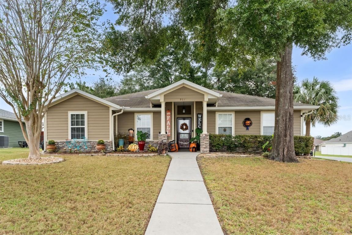 901 NW 254th Dr., Newberry, FL 32669