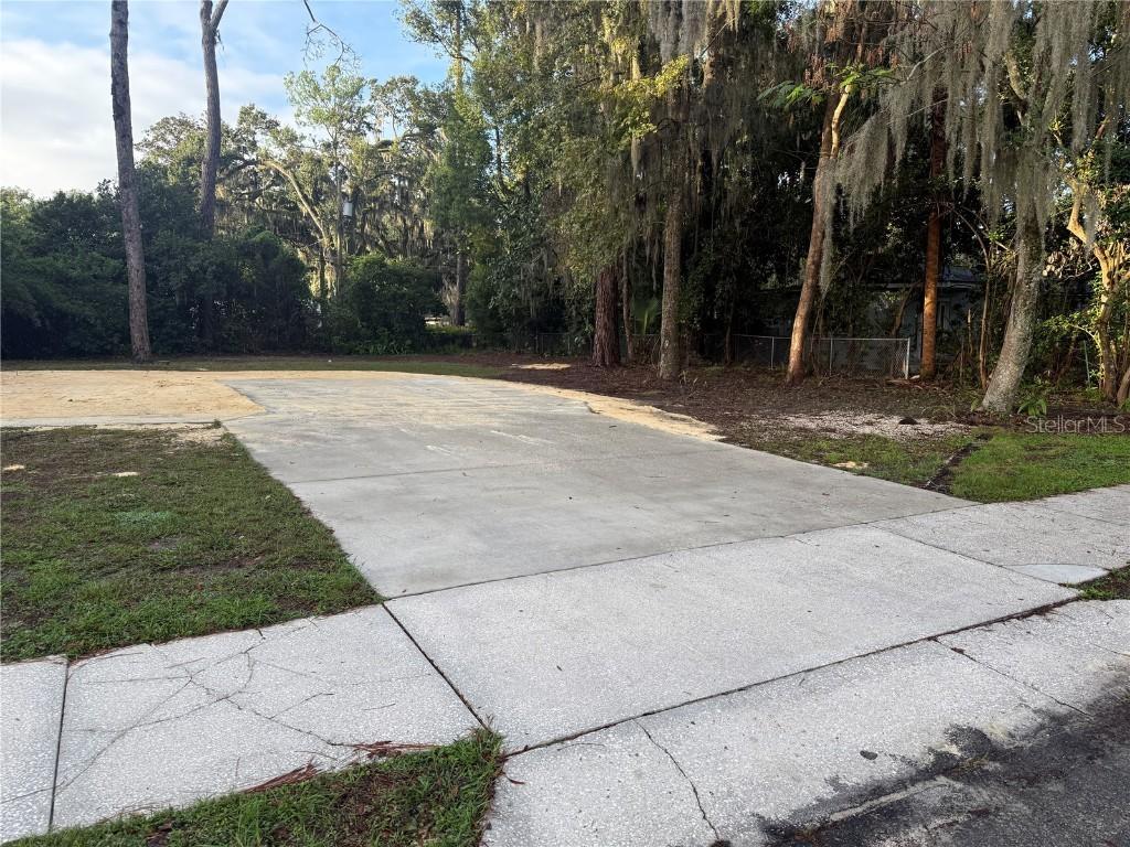NW 7th Ave., Gainesville, FL 32603