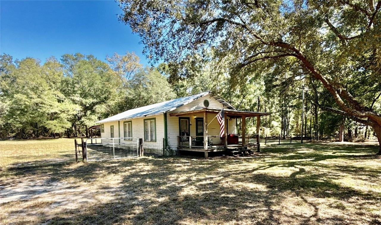 563 SW Longhorn Ter., Fort White, FL 32038