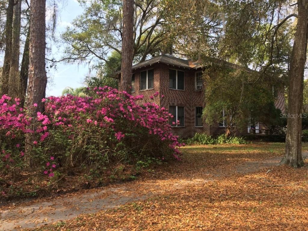 635 NE 9th Ave., Gainesville, FL 32601