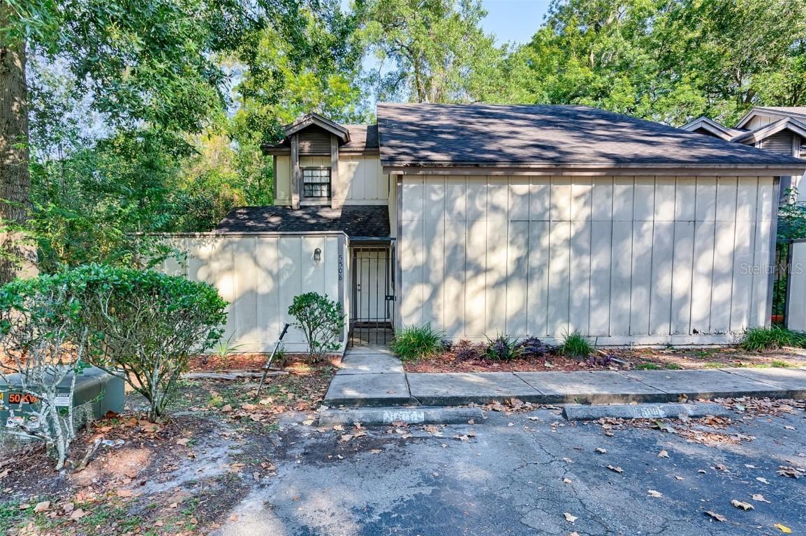 5508 SW 4th Pl., Gainesville, FL 32607