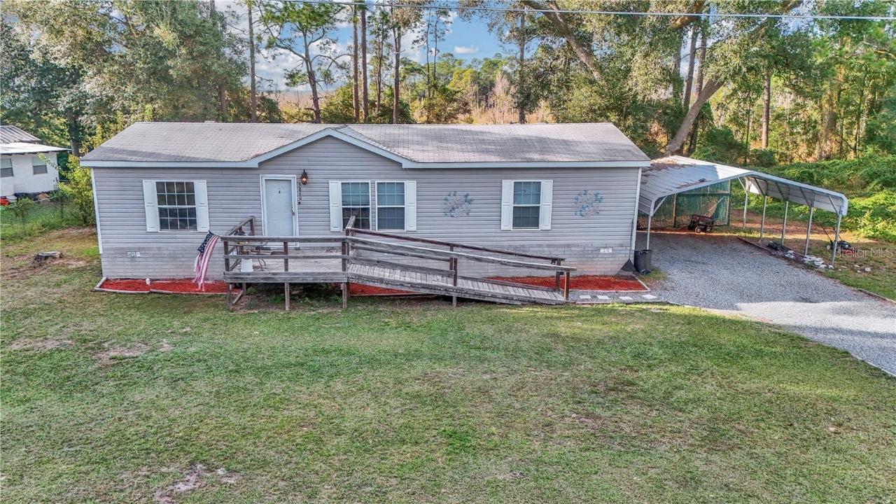 5860 SE 183rd Ter., Ocklawaha, FL 32179