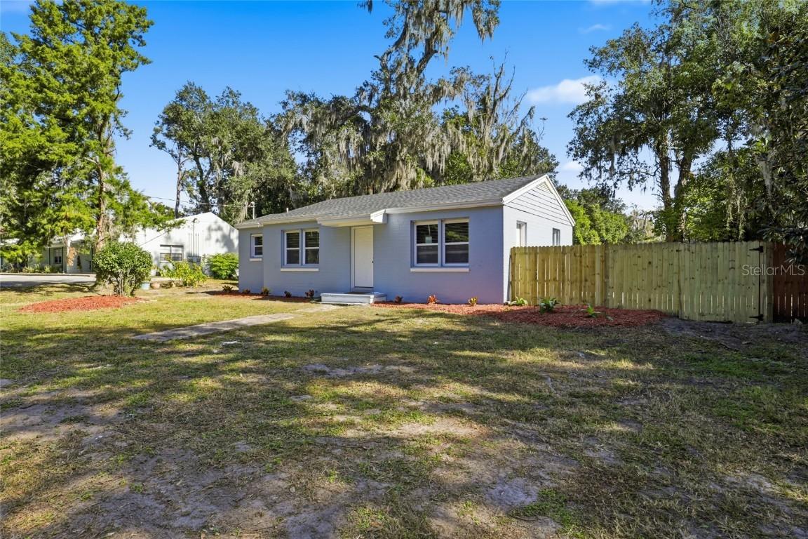 301 SE 6th St., Gainesville, FL 32601