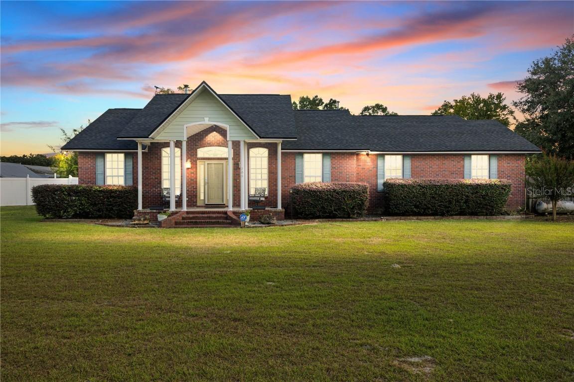 208 SW Freeman Glen, Lake City, FL 32024