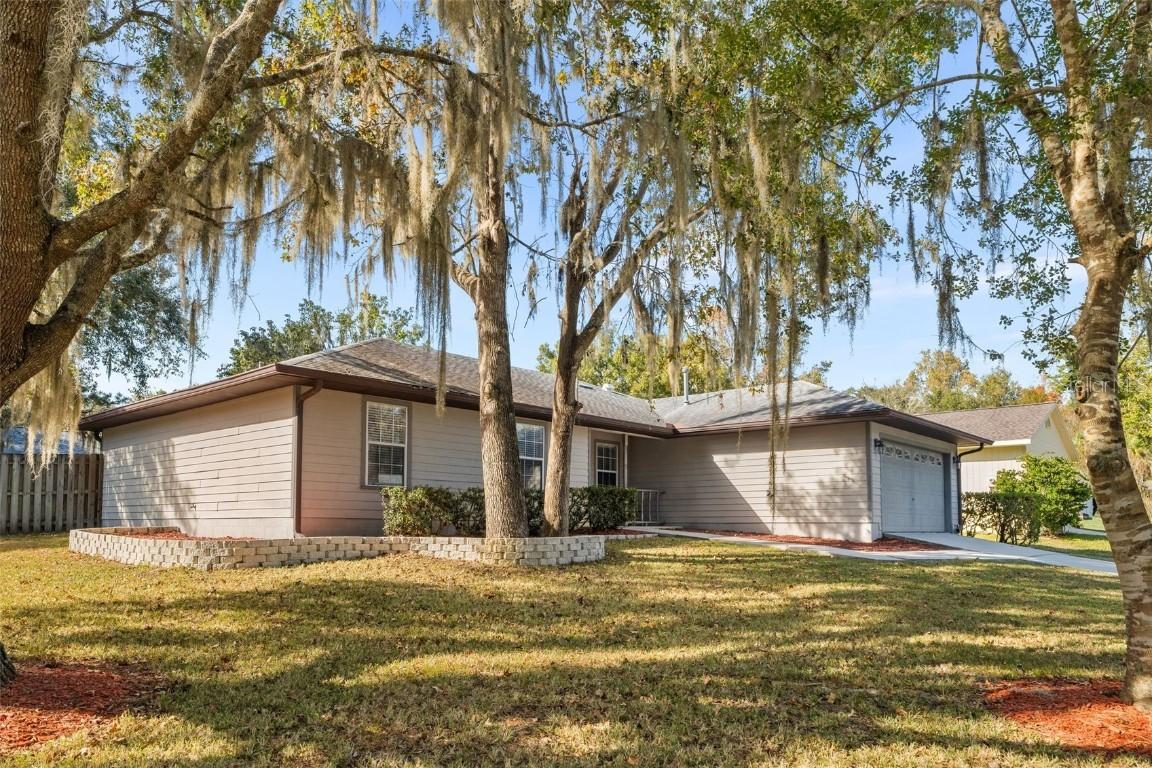 420 NW 94th Way, Gainesville, FL 32607