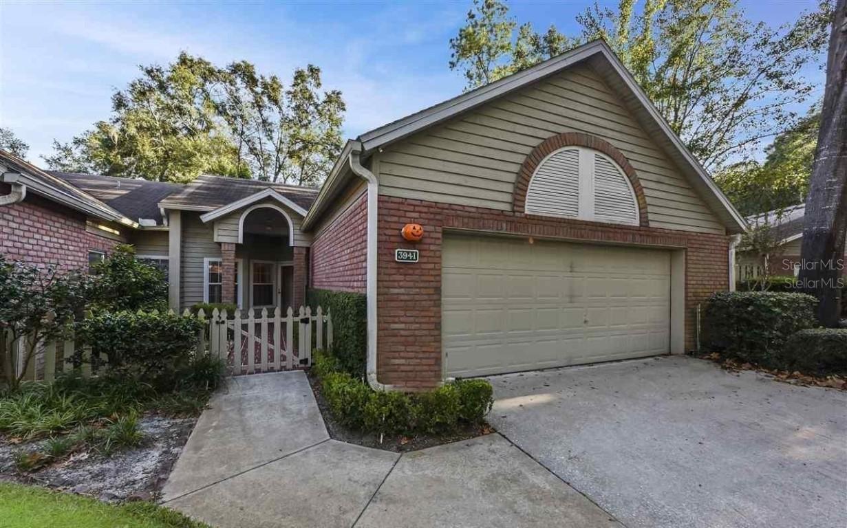 3941 NW 25 Cir., Gainesville, FL 32606