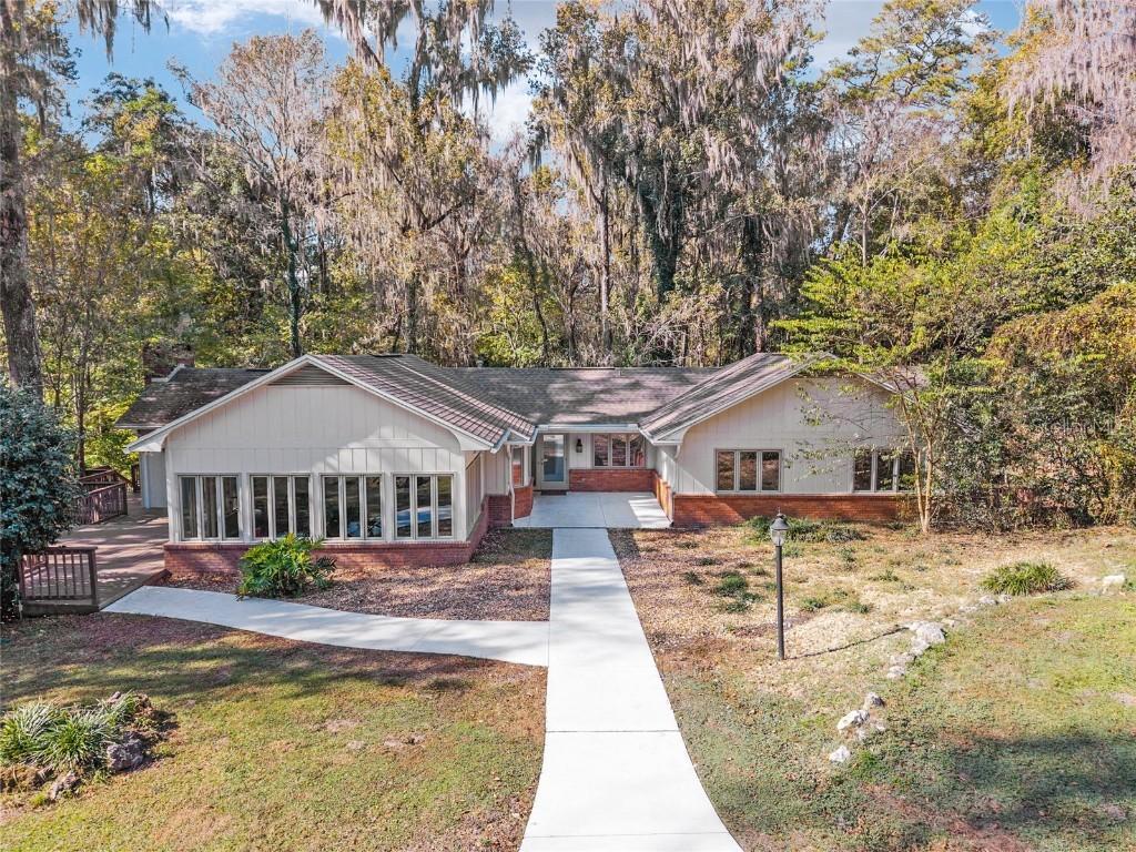 3730 NW 37th Ter., Gainesville, FL 32606