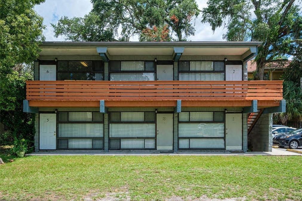 203 NW 15th St., Gainesville, FL 32603