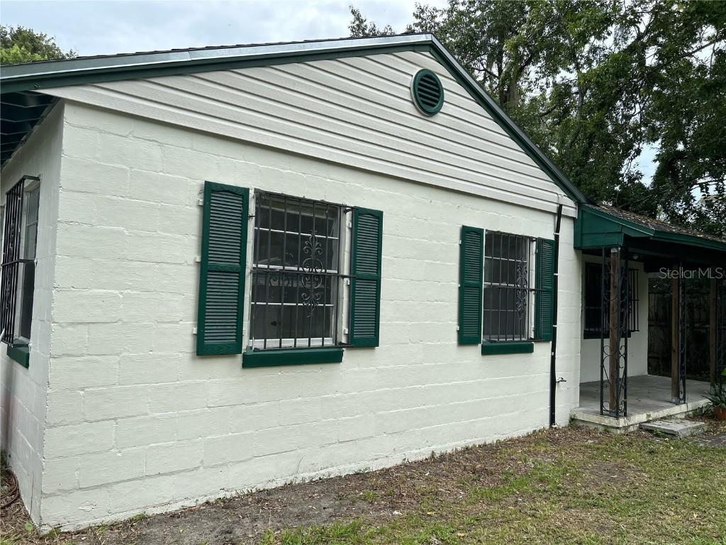 1012 NE 1st Ave., Gainesville, FL 32601