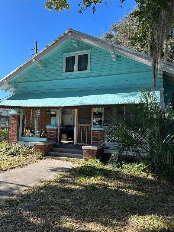 102 NW 7th St., Gainesville, FL 32601