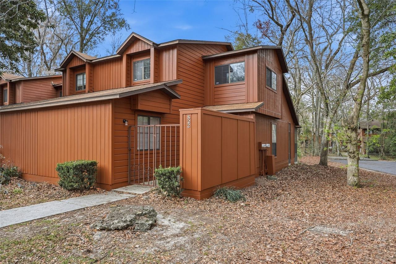 822 SW 56th Ter., Gainesville, FL 32607