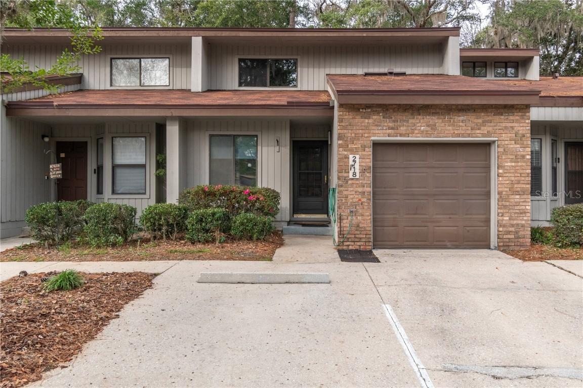 2718 NW 39th Dr., Gainesville, FL 32606