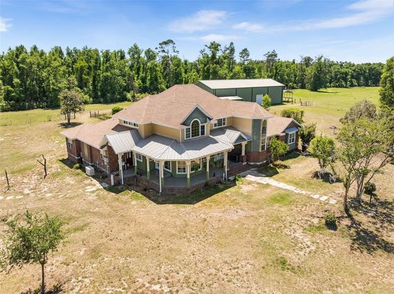 New Homes with In-ground Swimming Pools That Attend Branford Elementary School: April 19th to April 25th