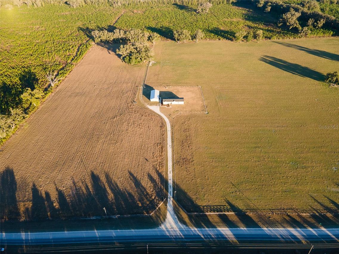 3789 NW 202nd St., Newberry, FL 32669