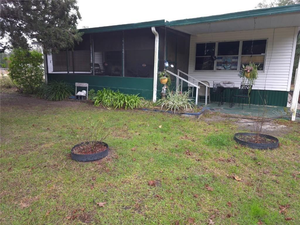 240 Kitty Ave., Interlachen, FL 32148