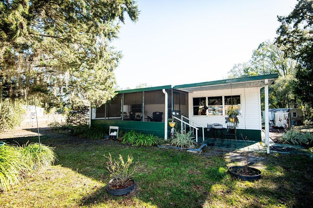 240 Kitty Ave., Interlachen, FL 32148