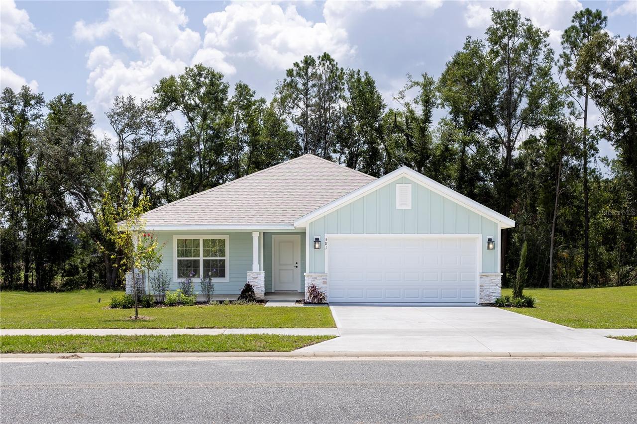 581 SW Bellflower Dr., Lake City, FL 32024