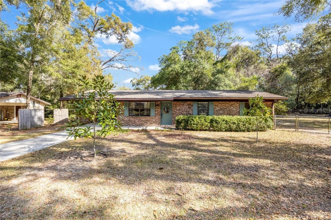 545 SW 257th Ter., Newberry, FL 32669