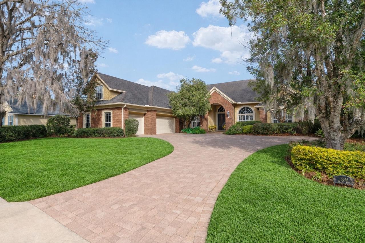 13566 NW 8th Rd., Newberry, FL 32669