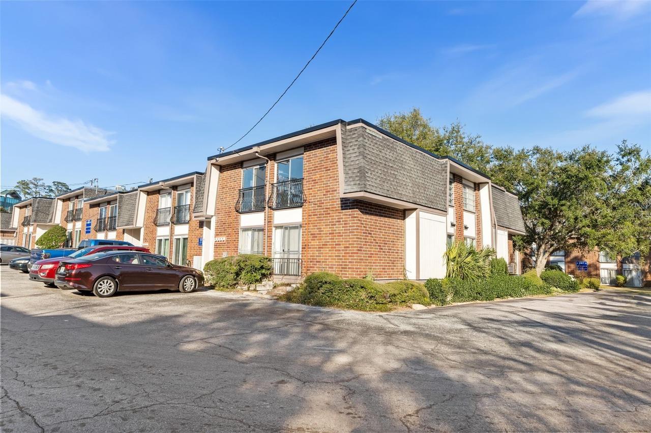 1700 SW 16th Ct. #D30, Gainesville, FL 32608