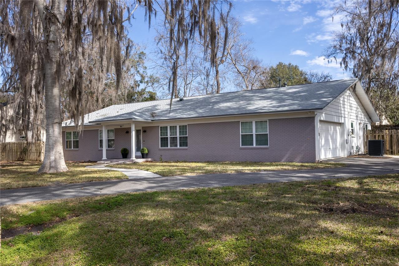 1301 NW 91st Ter., Gainesville, FL 32606
